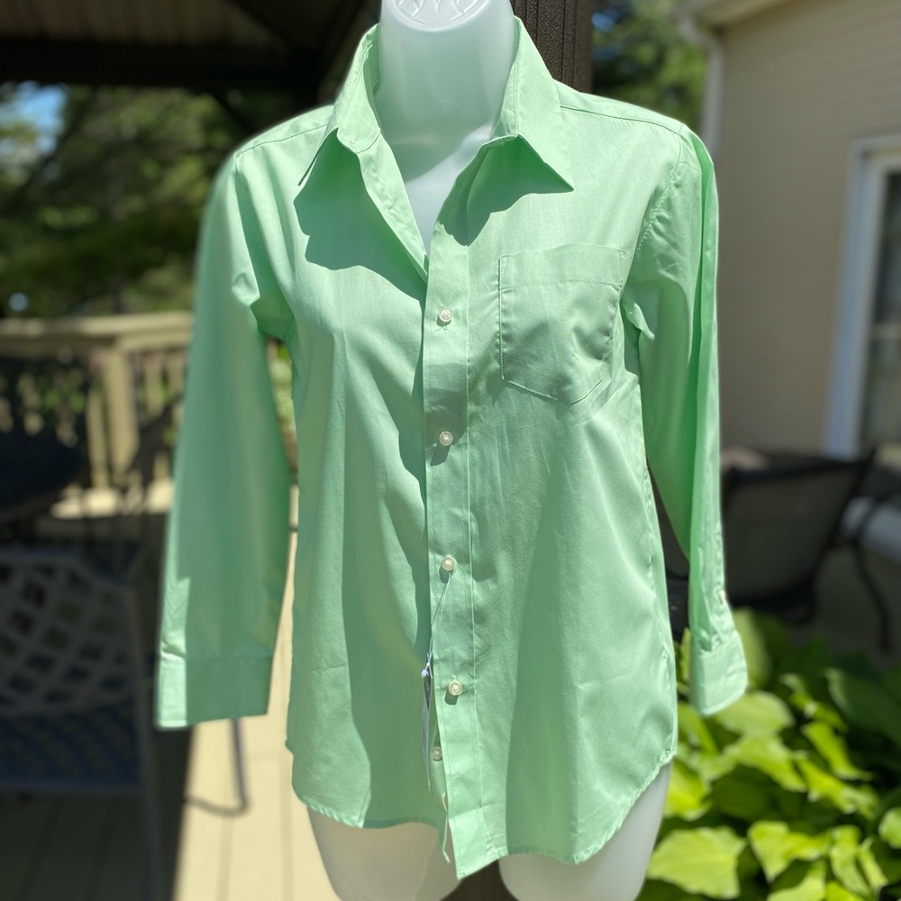 NWT CHAPS- Boys light green button down shirt, Size: 12